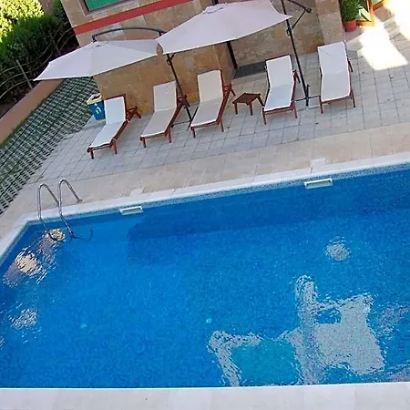 Hotel Serenity